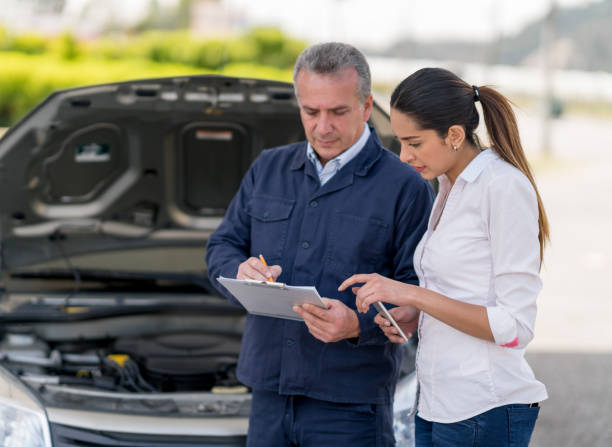 Low-cost car insurance agents in Willowbrook, CA